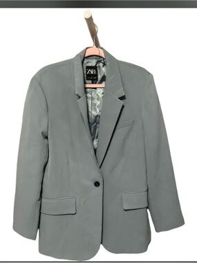 Zara Light Gray Single-Button Tailored Blazer